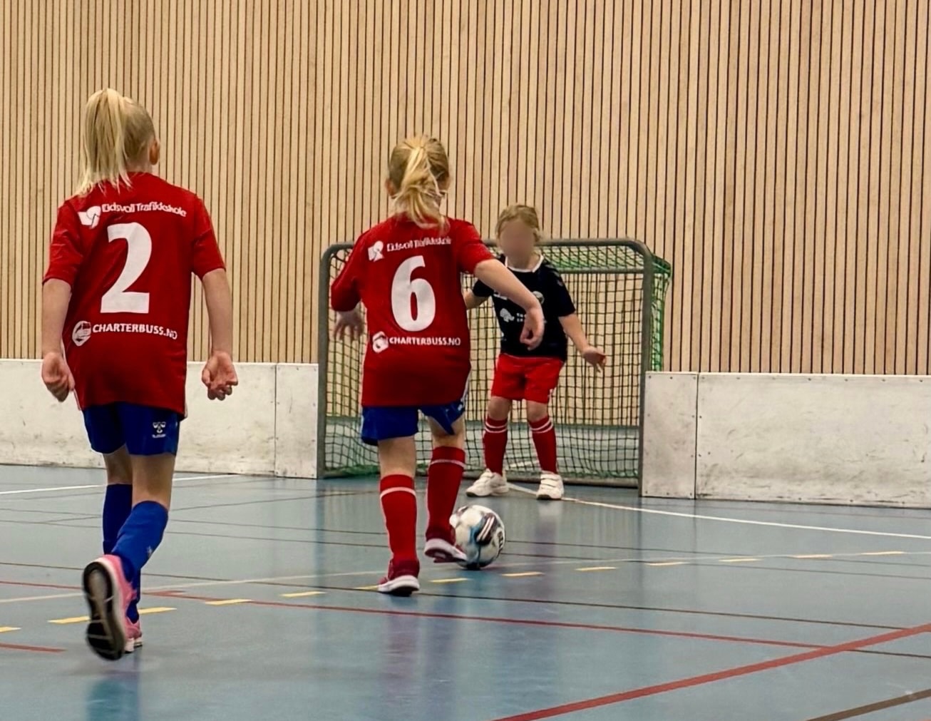 Vi presenterer Jenter 2018!